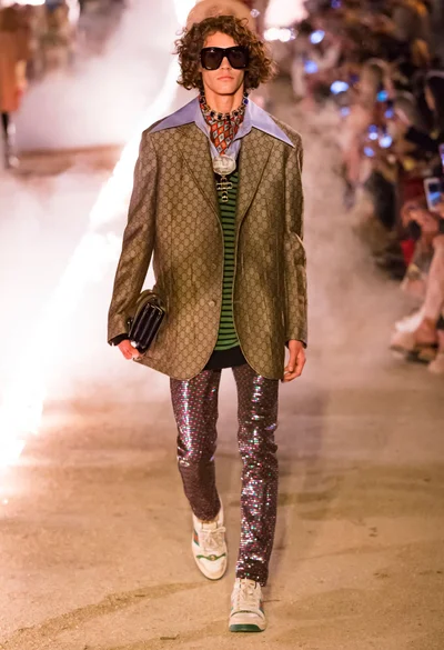 Look 39
